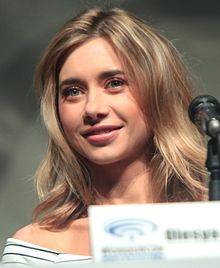 Olesya Rulin | Girl.com.au